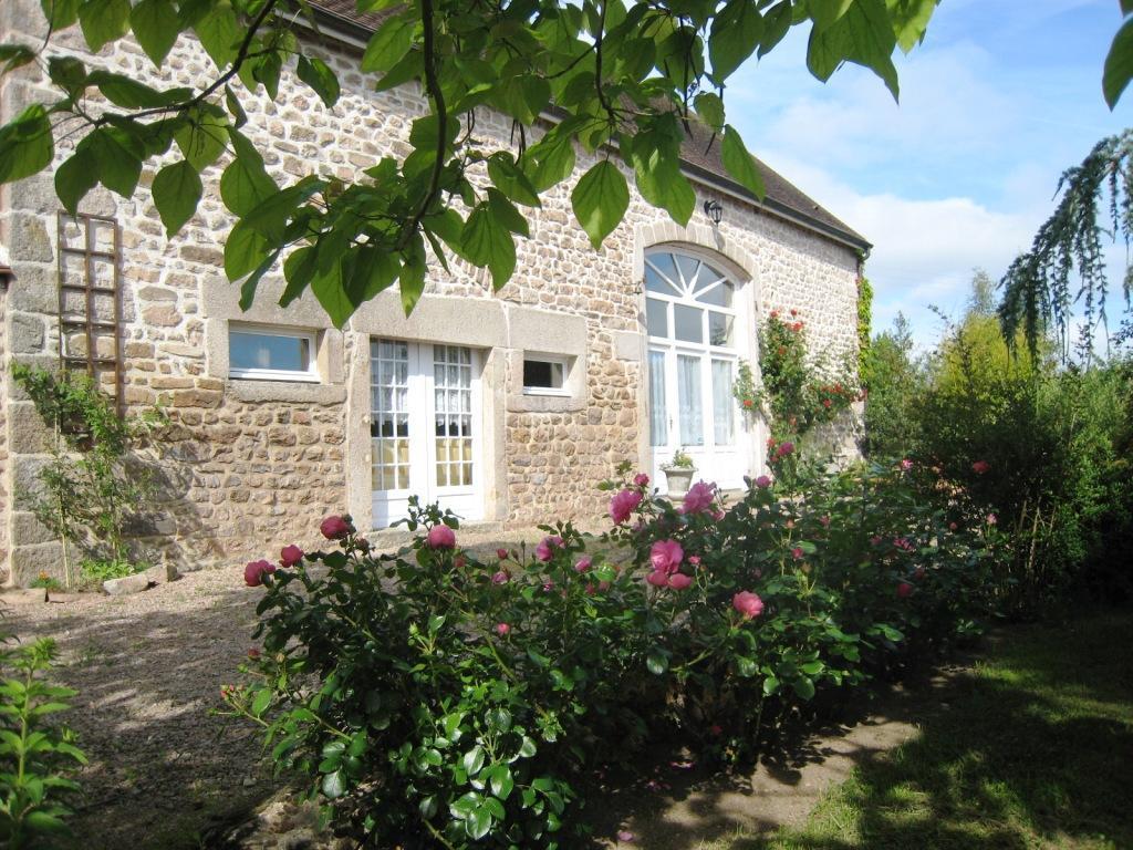La Clef Des Champs Bed and Breakfast La Roche-en-Brenil Buitenkant foto