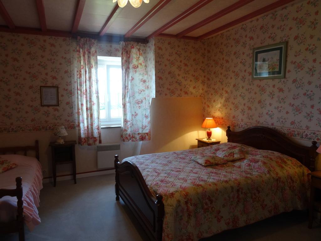 La Clef Des Champs Bed and Breakfast La Roche-en-Brenil Kamer foto